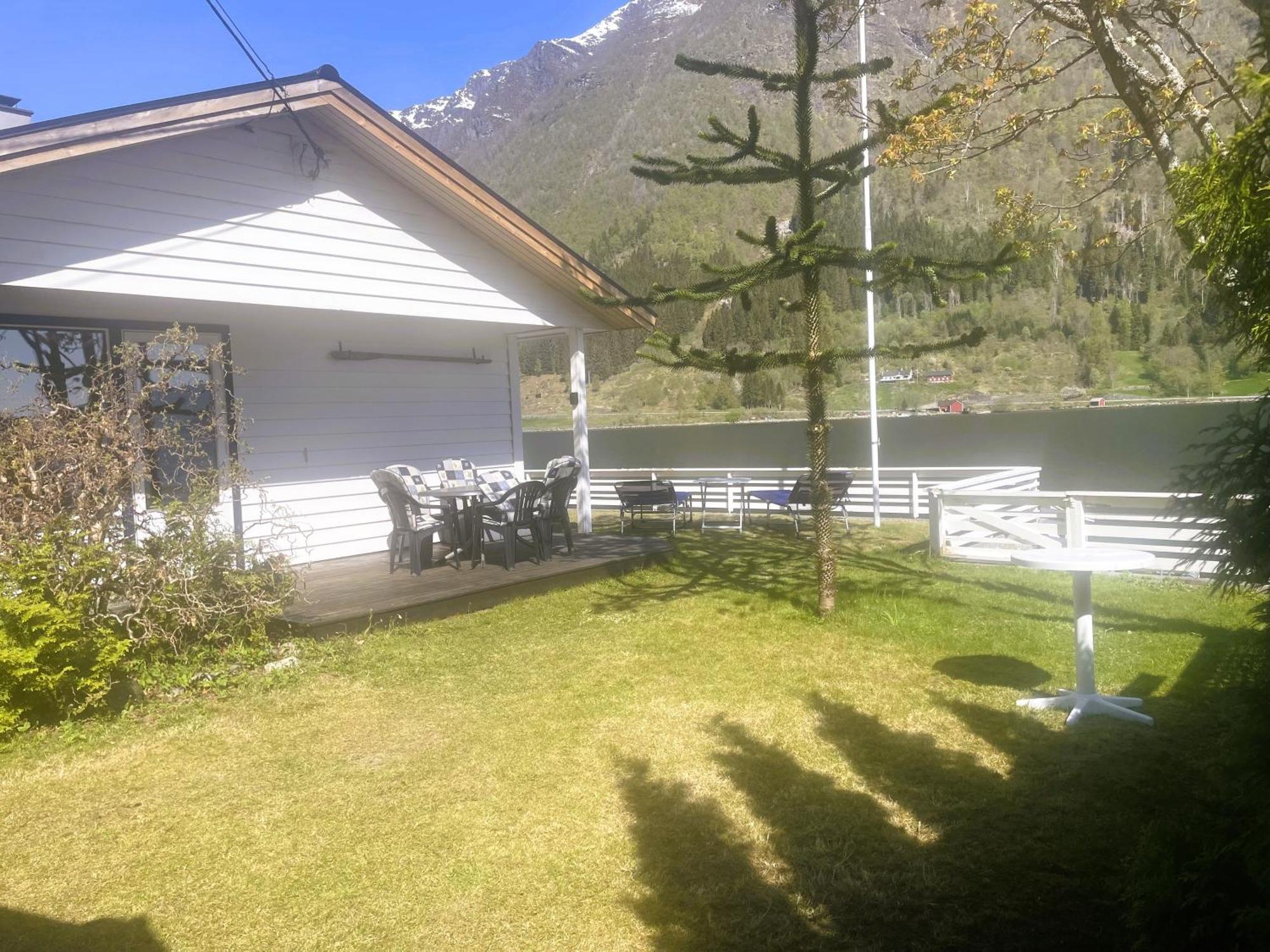 Der Fjordtraum In Balestrand Direkt Am Wasser Villa Exterior foto